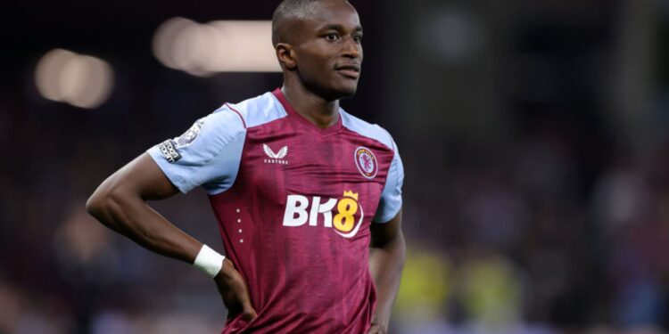 Moussa Diaby pelo Aston Villa (Crédito: Getty Images)