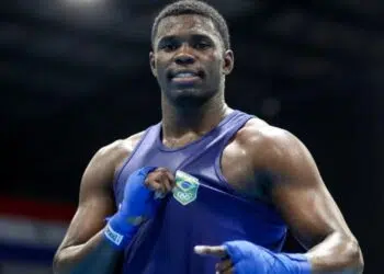 Wanderley "Holyfield" venceu por decisão unânime (Crédito: X/Reprodução)