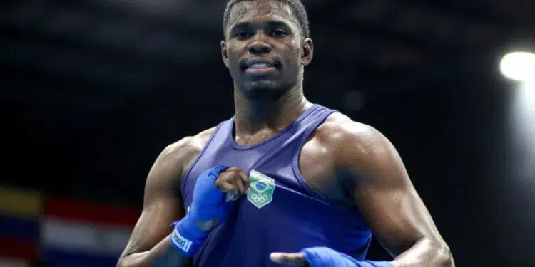 Wanderley "Holyfield" venceu por decisão unânime (Crédito: X/Reprodução)