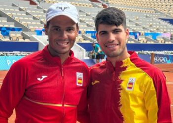 Alcaraz e Nadal fazem dupla inédita na Olimpíada (Crédito: Reprodução X)