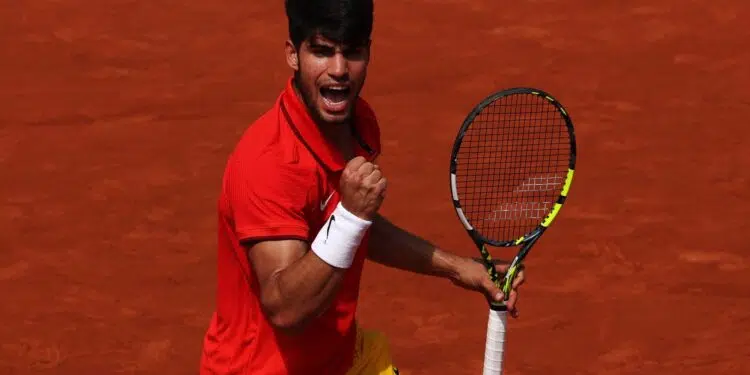 Alcaraz vence mais uma em Paris (Crédito: Getty Images)