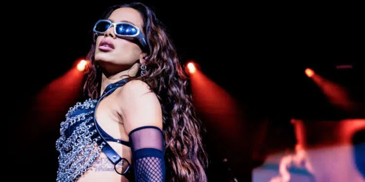 Anitta não gostou do uniforme brasileiro para esta Olimpíada (Crédito: Getty Images)