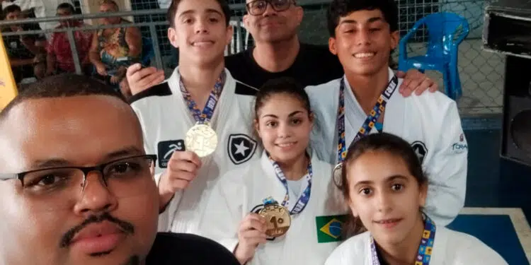 Alvinegros chegaram nas finais de todas as categorias que disputaram (Crédito: Divulgação)
