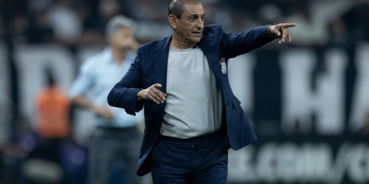 Ramón Díaz fica satisfeito com empate do Corinthians (Crédito: Agência Corinthians / Rodrigo Coca)