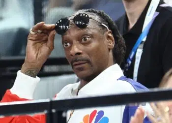 Snoop Dogg tem sido visto diariamente ao lado de grandes nomes do esporte (Crédito: Getty Images)
