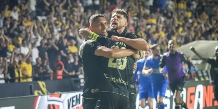 Criciúma está em 12º (Crédito: Celso da Luz/CEC)