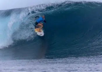 Tati Weston-Webb fecha participação brasileira no surfe (Crédito: Getty Images)