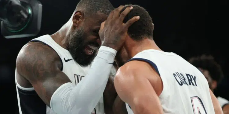 LeBron e Curry foram cruciais na vitória (Crédito: Getty Images)