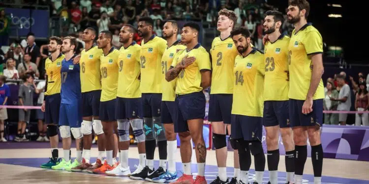 Seleção masculina faz jogo apagado e perde por 3 sets a 1 (Crédito: Getty Images)