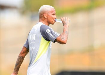 Deyverson pode estrear no Atlético-MG em clássico contra o Cruzeiro (Crédito: Paulo Henrique França / Atlético)
