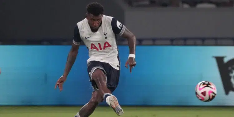 No futebol brasileiro, Emerson Royal jogou na Ponte Preta e Atlético Mineiro (Crédito: Getty Images)