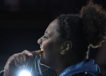 Além da medalha olímpica, a judoca Beatriz Souza irá receber uma bonificação em dinheiro (Crédito: Getty Images)