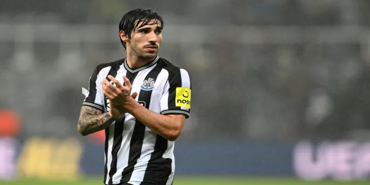 Sandro Tonali do Newcastle vai voltar aos campos após banimento