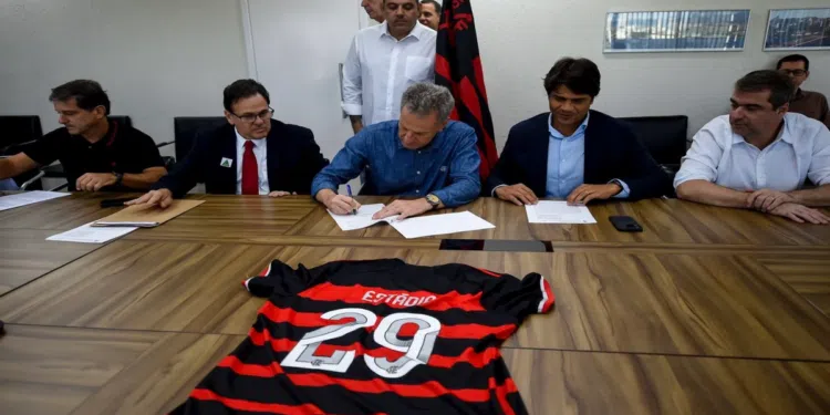 Flamengo da um passo importante na construção do seu estádio