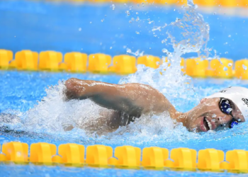 Paralimpíadas: Equipe de natação brasileira começam a treinar