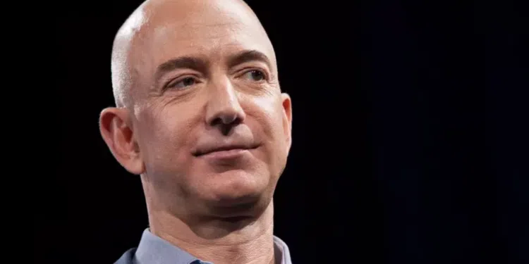 Jeff Bezos, dono da Amazon, quer comprar uma franquia da NBA