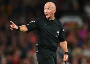 Arbitragem da Premier League é o exemplo a ser seguido