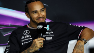 Hamilton vai gravar nomes de torcedores no seu carro; Entenda