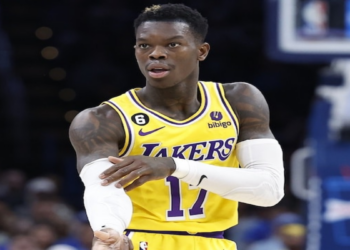 Dennis Schröder chama Kevin Durant de fraco após polêmica