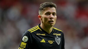 Bernard ainda não desencantou pelo Galo e o próprio falou sobre