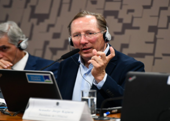 Julgamento de John Textor no STJD volta a ser adiado; Veja ma