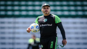 Jair Ventura é demitido do Juventude após 3 meses de trabalho