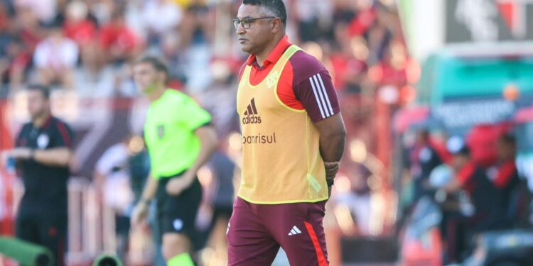 Roger Machado, técnico do Internacional