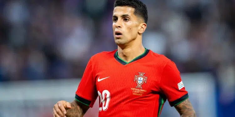 João Cancelo é anunciado como novo reforço do Al-Hilal (Crédito: Getty Images)