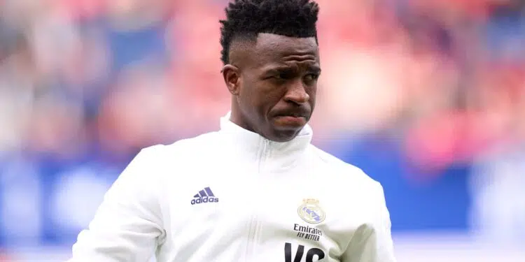 Jogadores do Real Madrid combinam protesto contra racismo
