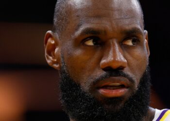 LeBron proibe apelido para filho nos Lakers