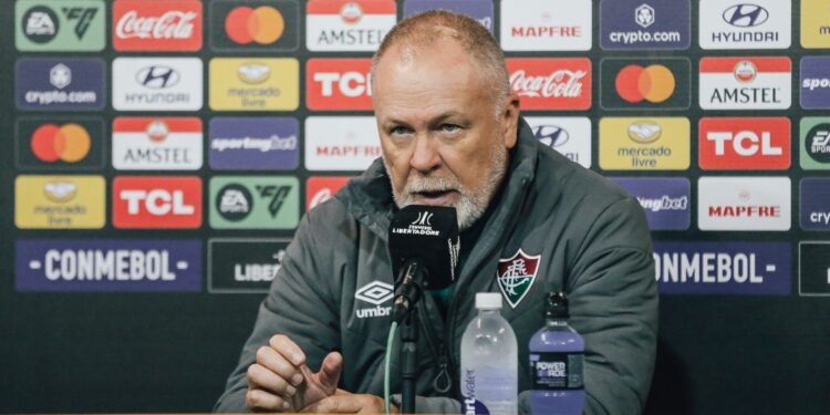 Mano Menezes analisou derrota do Fluminense na Libertadores