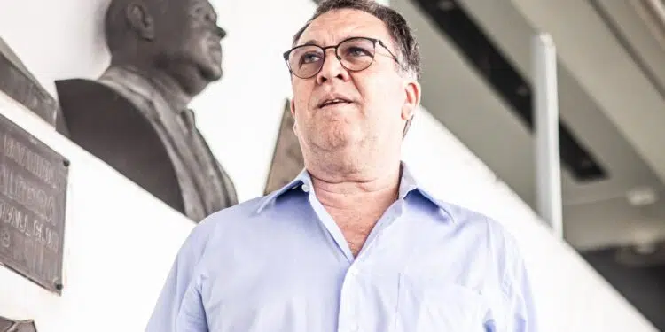 Marcelo Teixeira fala sobre folha salarial do Santos