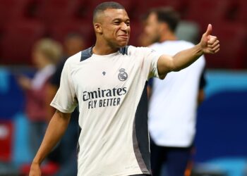 Mbappé é confirmado como titular do Real Madrid