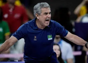 Alexandre Loureiro/COB (Crédito: Zé Roberto, técnico da seleção de vôlei)