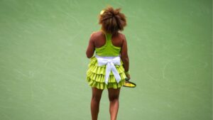 Naomi Osaka demonstrou todo seu estilo em estreia no US Open