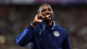Noah Lyles responde jogador da NFL