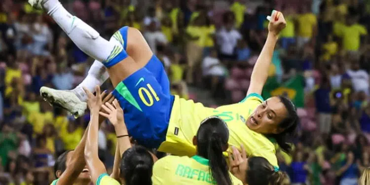 Seleção Feminina em campo (Crédito: Getty Images)