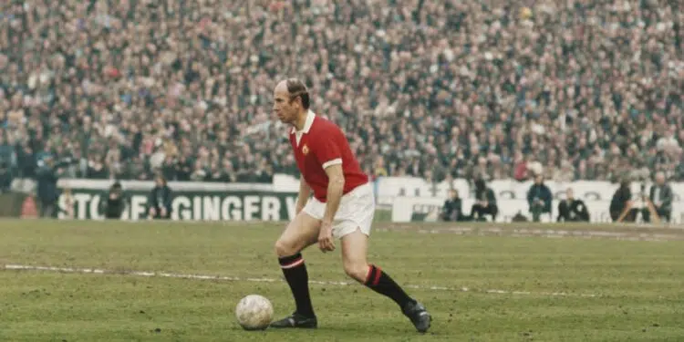 quem-e-bobby-charlton