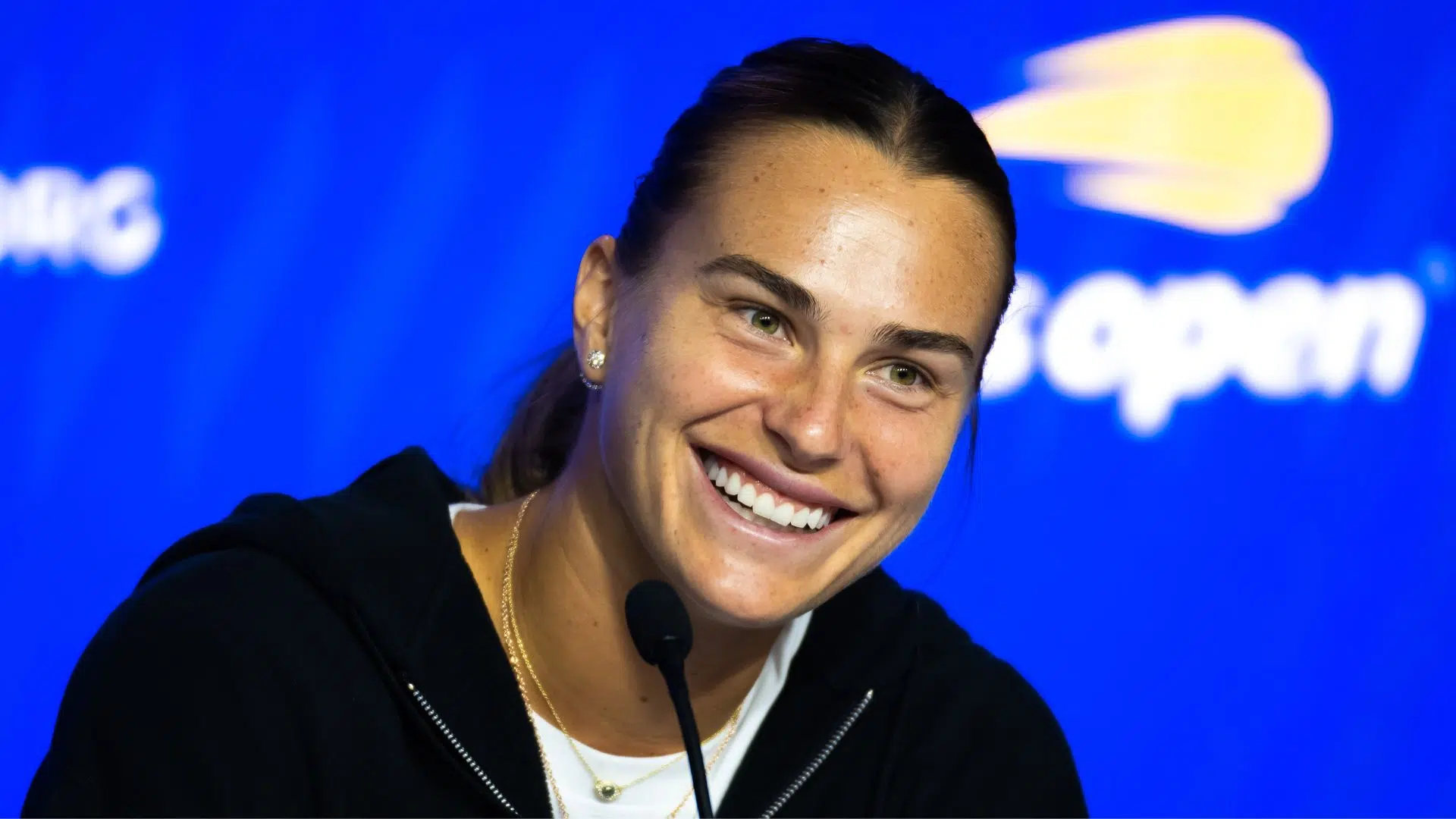 Sabalenka em entrevista, no período de preparação para o US Open (Crédito: Getty Images)