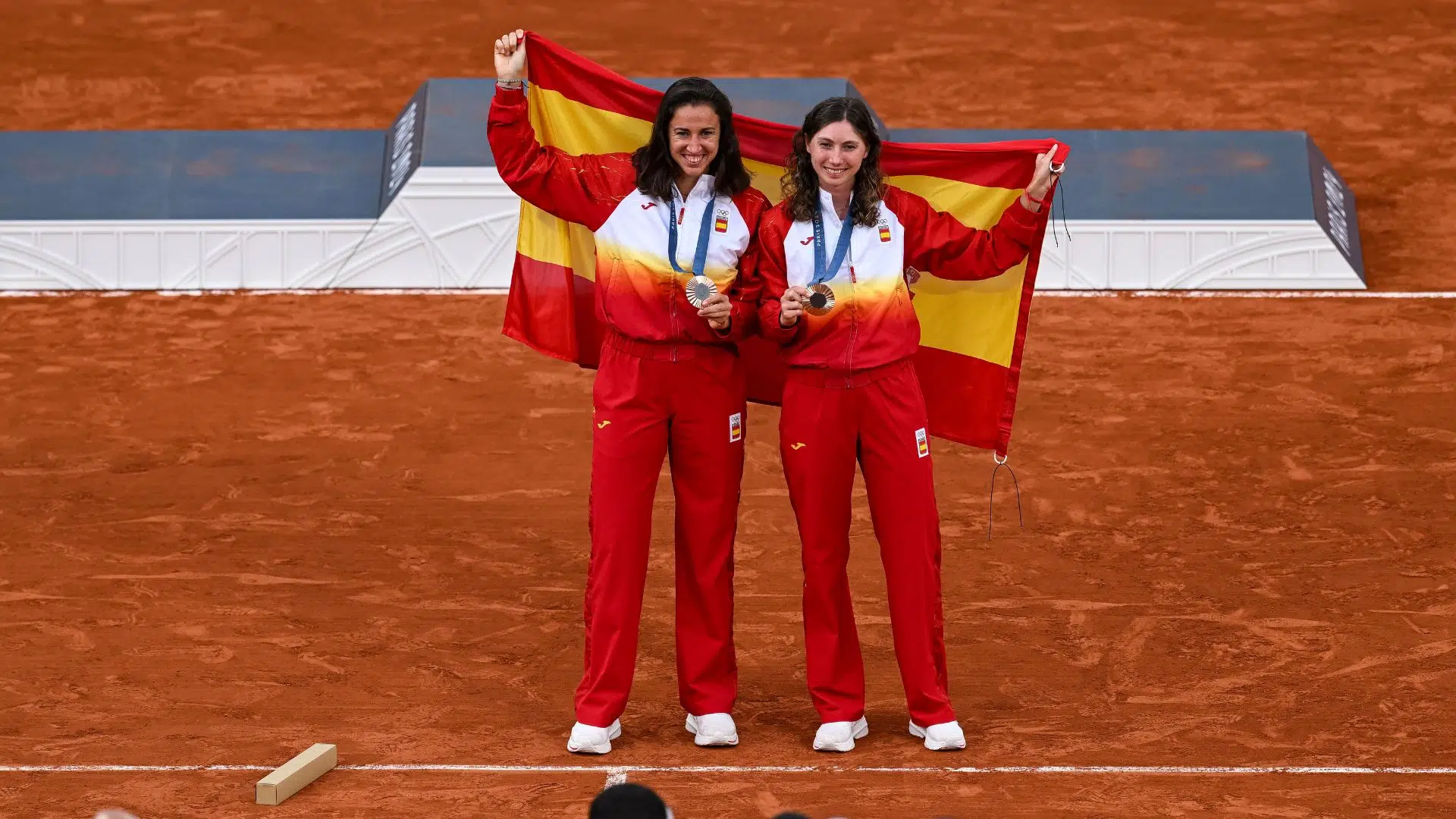 Sara Tormo foi medalhista de bronze na Olimpíada de Paris, na disputa por duplas, com Cristina Bucsa (Crédito: Getty Images)