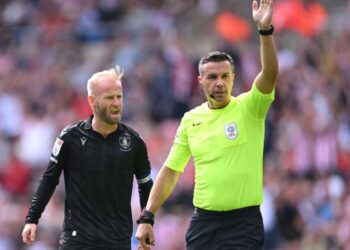 sheffield-camisas-falsificadas