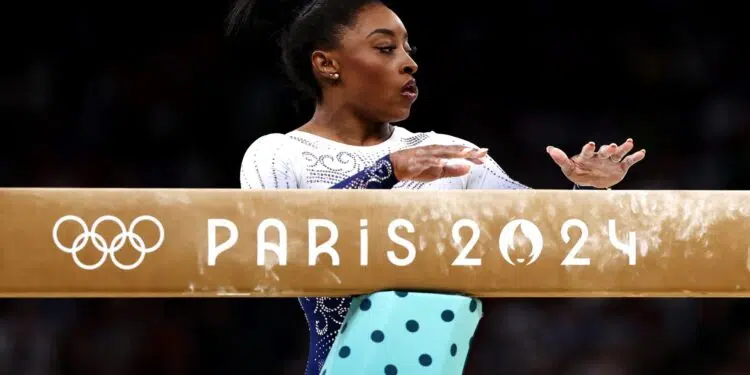 Rebeca Andrade e Simone Biles ficam fora do pódio (Crédito: Getty Images)