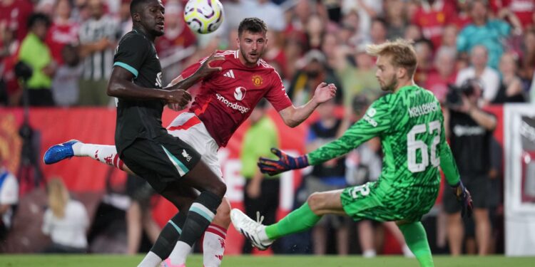 Saiba onde assistir ao clássico entre Manchester United e Liverpool (Crédito: Getty Images)