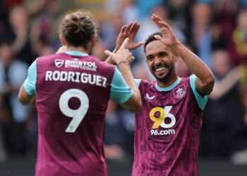Vitinho, do Burnley, é alvo do Botafogo (Crédito: Getty Images)