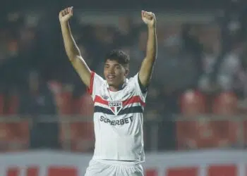 William Gomes, do São Paulo