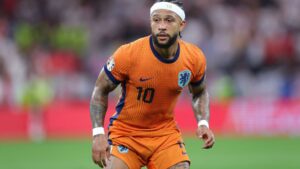 Anunciado como novo reforço do Corinthians na última segunda-feira (9), o atacante holandês Memphis Depay rapidamente mostrou seu impacto midiático, mesmo antes de pisar em solo brasileiro.