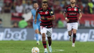 O Flamengo não contará com De la Cruz na partida decisiva desta quinta-feira (21h45, horário de Brasília) contra o Bahia, valendo vaga na semifinal da Copa do Brasil.