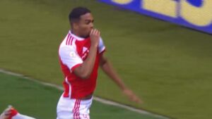 Nesta quinta-feira (11), o Internacional recebeu, no Beira-Rio, o Fortaleza por partida atrasada da 19ª rodada Campeonato Brasileiro 2024.