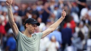 No último Grand Slam de 2024, o número 1 do mundo, Jannik Sinner, enfrentou uma dura batalha no estádio Arthur Ashe, em Nova York, na final do US Open.