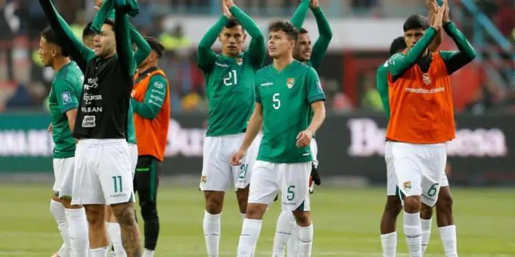 A Bolívia triunfou com uma goleada de 4 a 0 sobre a Venezuela nesta quinta-feira (5), em partida válida pela sétima rodada das Eliminatórias Sul-Americanas para a Copa do Mundo de 2026.